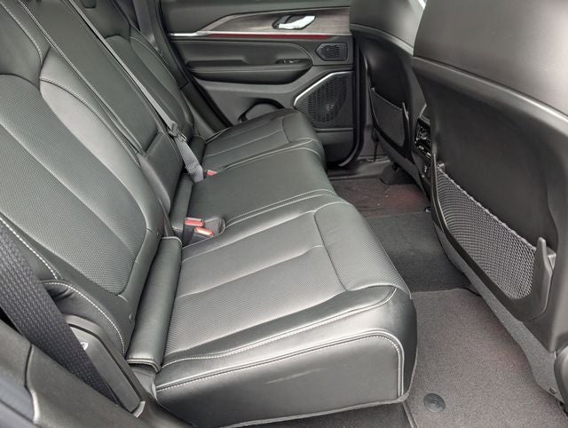 2025 Jeep Grand Cherokee Overland