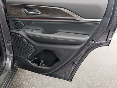 2025 Jeep Grand Cherokee Overland