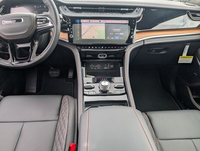 2026 Jeep Grand Cherokee Summit