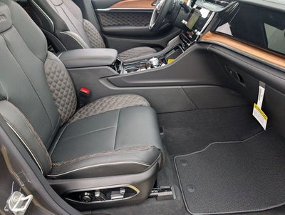 2026 Jeep Grand Cherokee Summit