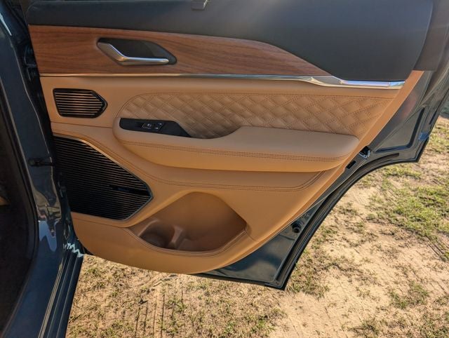 2026 Jeep Grand Cherokee Summit
