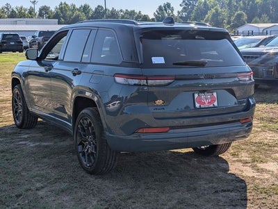 2026 Jeep Grand Cherokee Summit