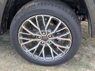 2026 Jeep Grand Cherokee Summit