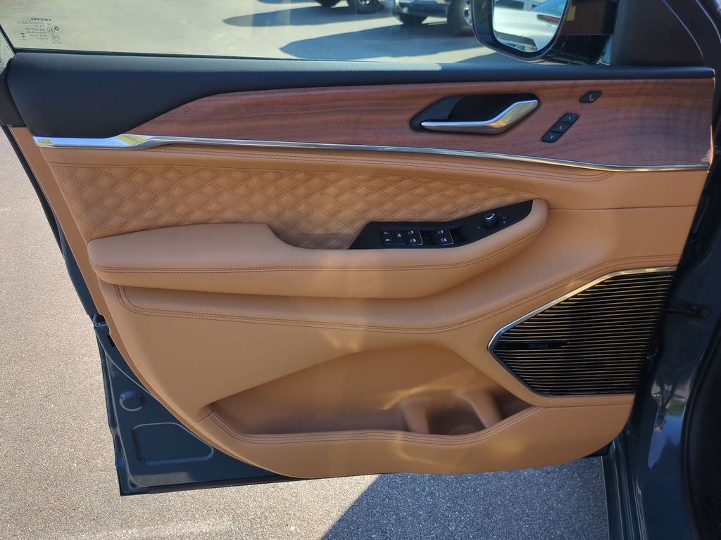 2027 Jeep Grand Cherokee Summit