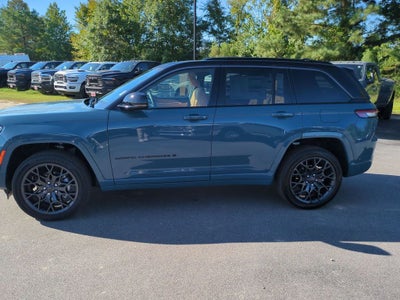 2027 Jeep Grand Cherokee Summit