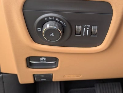 2026 Jeep Grand Cherokee Summit