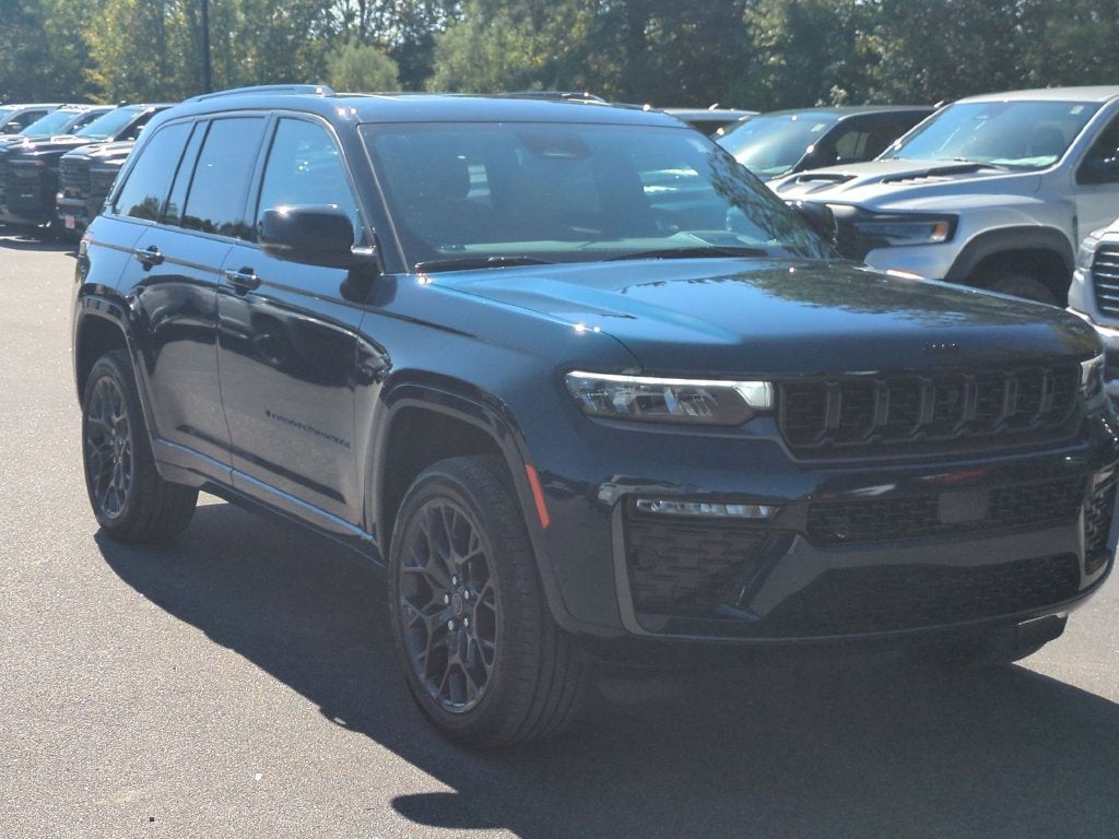 2027 Jeep Grand Cherokee Summit