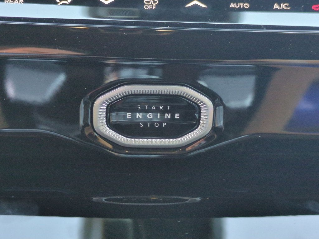 2027 Jeep Grand Cherokee Summit