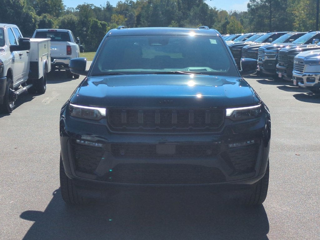 2027 Jeep Grand Cherokee Summit