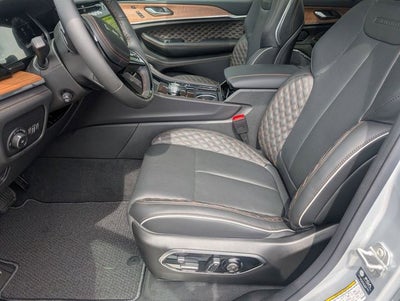 2026 Jeep Grand Cherokee Summit