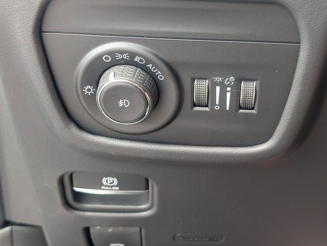 2026 Jeep Grand Cherokee Summit