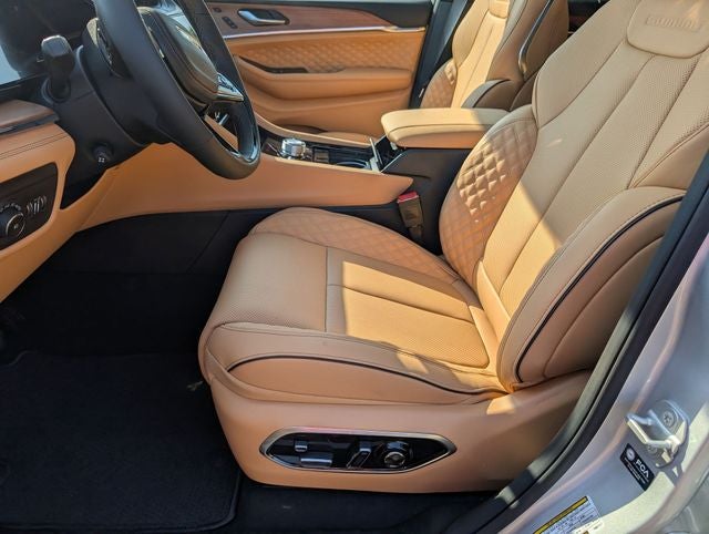 2026 Jeep Grand Cherokee Summit