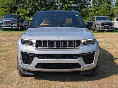 2026 Jeep Grand Cherokee Summit