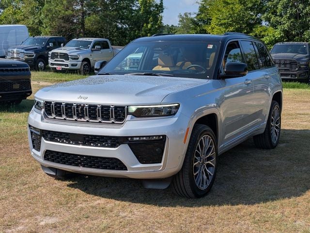 2026 Jeep Grand Cherokee Summit
