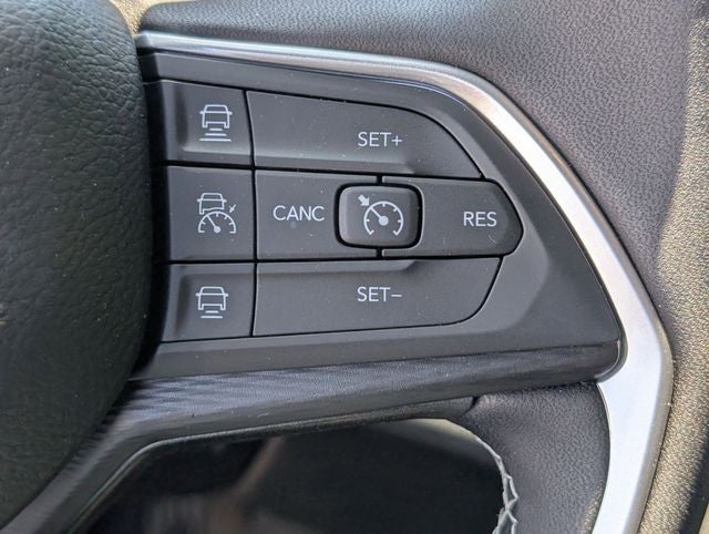 2026 Jeep Grand Cherokee L Laredo