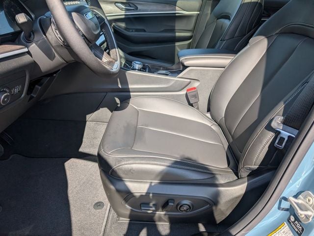 2026 Jeep Grand Cherokee GRAND CHEROKEE L LIMITED 4X2