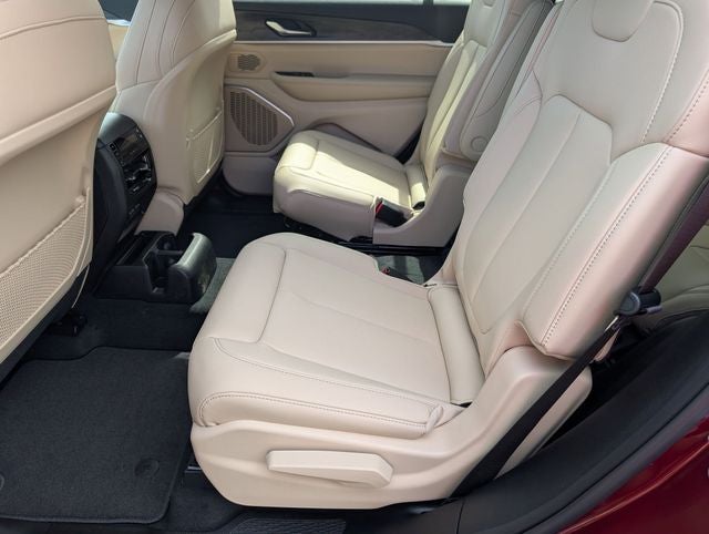 2026 Jeep Grand Cherokee L GRAND CHEROKEE L LIMITED 4X2