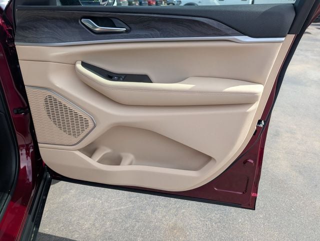 2026 Jeep Grand Cherokee L GRAND CHEROKEE L LIMITED 4X2