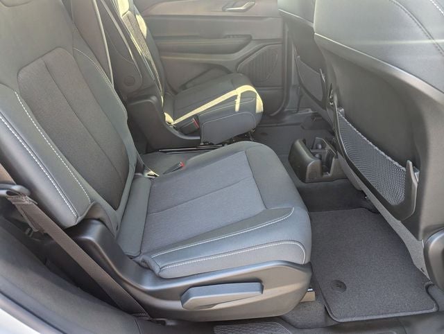 2026 Jeep Grand Cherokee GRAND CHEROKEE L LAREDO X 4X4