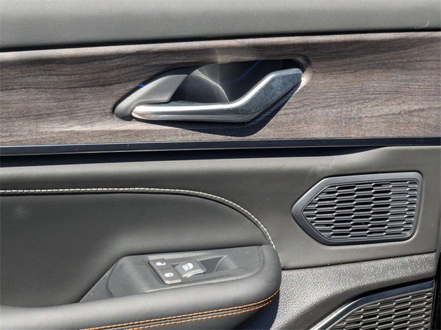 2025 Jeep Grand Cherokee L Overland