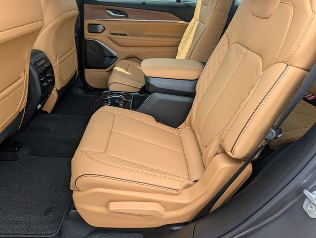 2026 Jeep Grand Cherokee L Summit