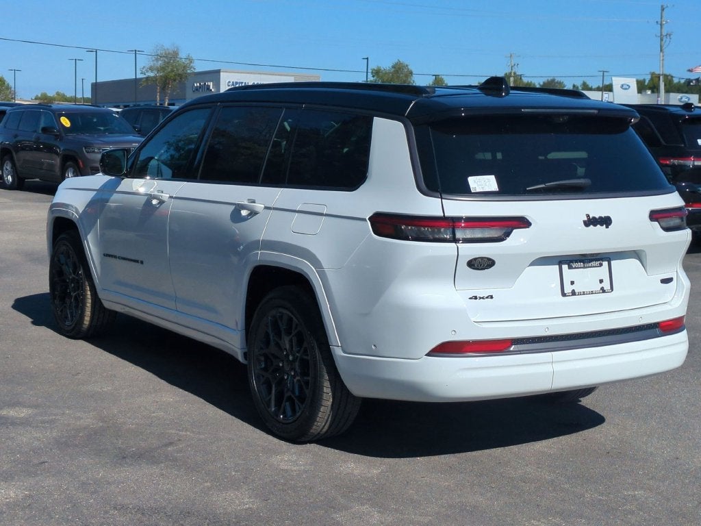 2027 Jeep Grand Cherokee L Summit