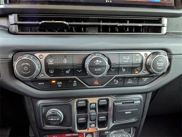 2025 Jeep Wrangler Rubicon 392