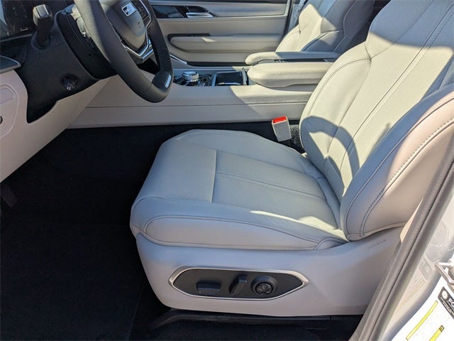 2026 Jeep Grand Wagoneer L 4x2