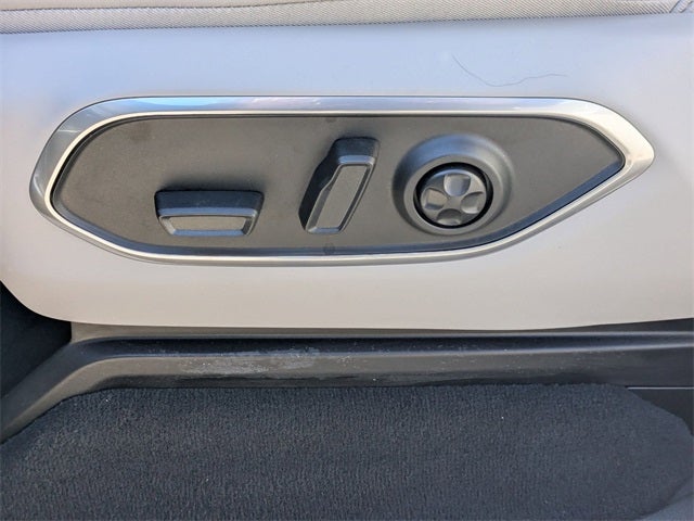 2026 Jeep Grand Wagoneer L 4x2