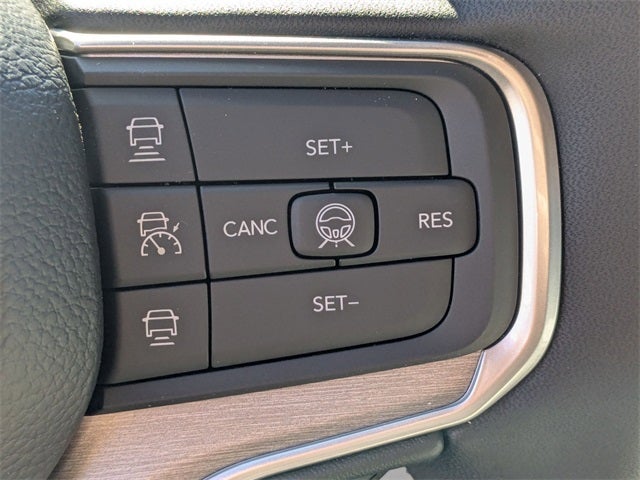 2026 Jeep Grand Wagoneer L 4x2