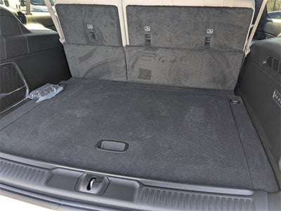 2026 Jeep Grand Wagoneer L 4x2