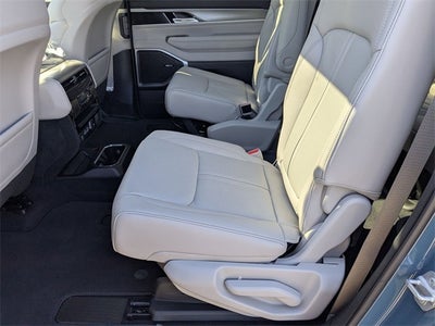 2026 Jeep Grand Wagoneer L 4x4