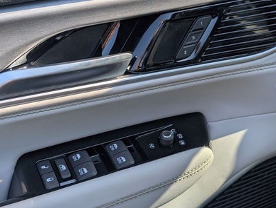2026 Jeep Grand Wagoneer L 4x4