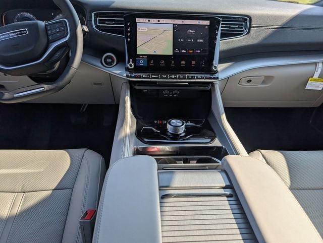 2026 Jeep Grand Wagoneer L 4x4