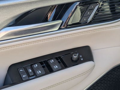 2026 Jeep Grand Wagoneer L 4x4