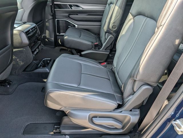 2026 Jeep Grand Wagoneer L Limited Reserve