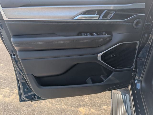 2026 Jeep Grand Wagoneer L Limited Reserve
