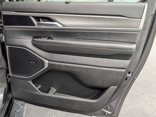 2025 Jeep Wagoneer L Series II