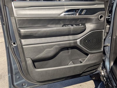 2025 Jeep Wagoneer L Series II