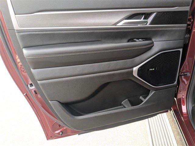 2026 Jeep Grand Wagoneer L Limited Altitude