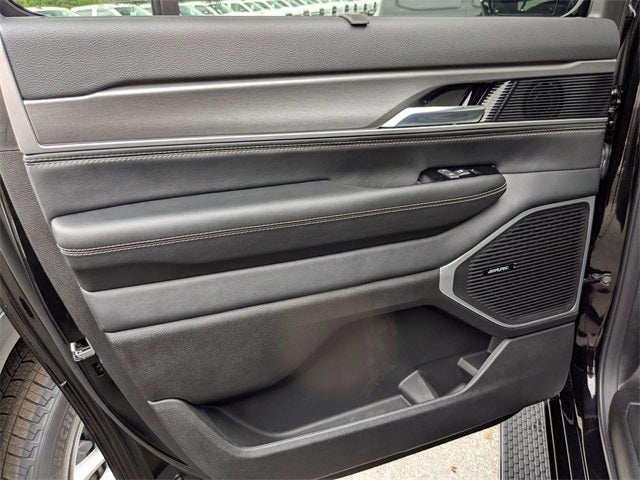 2025 Jeep Wagoneer L Series II