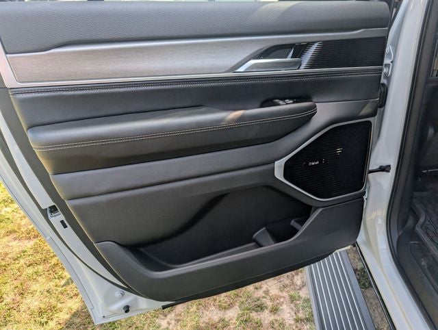 2026 Jeep Grand Wagoneer L Limited Altitude