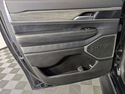 2024 Jeep Wagoneer L Series II