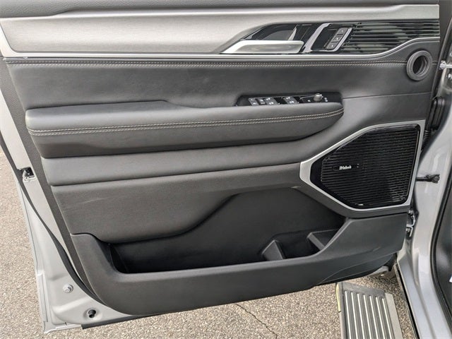 2026 Jeep Grand Wagoneer L Limited Reserve