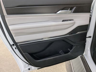 2026 Jeep Grand Wagoneer L Summit Obsidian