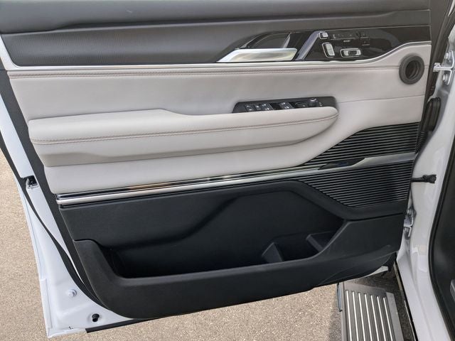 2026 Jeep Grand Wagoneer L Summit Obsidian