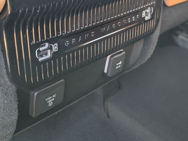 2026 Jeep Grand Wagoneer L Summit Reserve