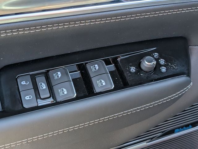 2026 Jeep Grand Wagoneer L Summit Obsidian