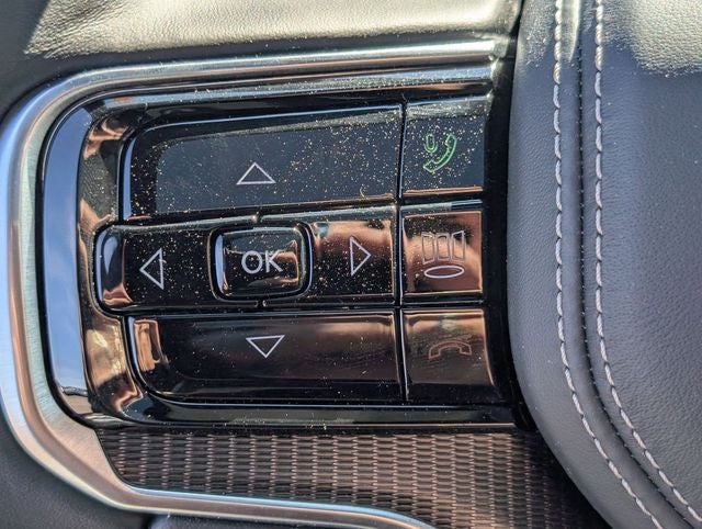 2026 Jeep Grand Wagoneer L Summit Obsidian