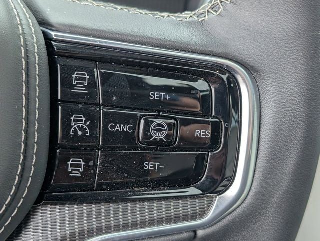 2026 Jeep Grand Wagoneer L Summit Obsidian